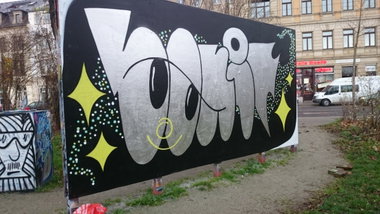 Graffiti Wall in Dresden - Photo by cheesy - ???wer, weiß, es???