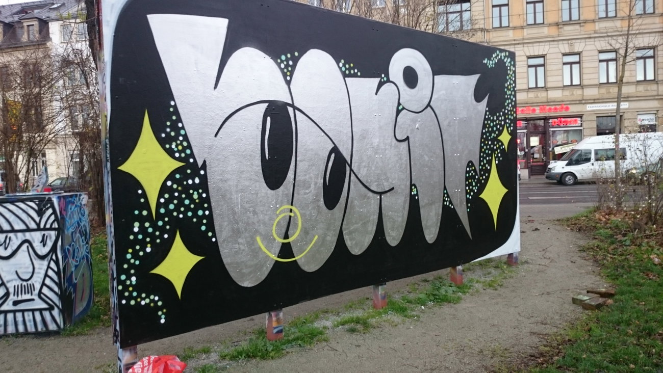 Graffiti Wall in Dresden - Photo by cheesy - ???wer, weiß, es???