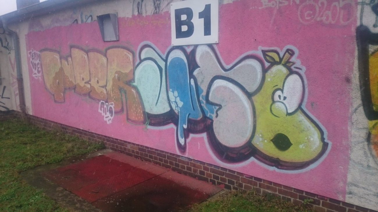 Graffiti Wall in Dresden - Photo by cheesy - queer, jugo