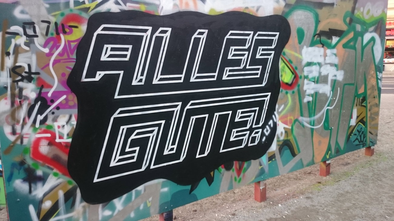 Graffiti Wall in Dresden - Photo by cheesy - alles, gute