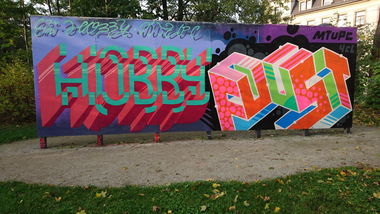 Graffiti Wall in Dresden - Photo by cheesy - Hobby, foust