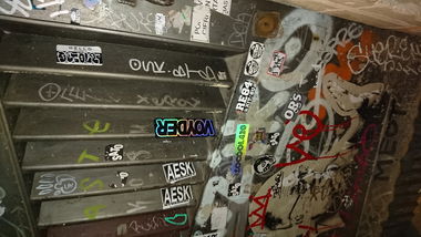 Graffiti Wall in Barcelona - Photo by cheesy - Voyder