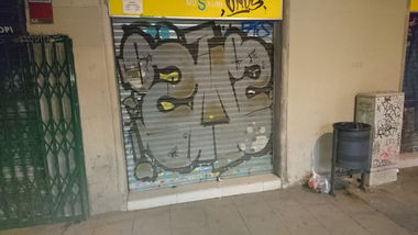Graffiti Wall in Barcelona - Photo by cheesy - Ozmoz?, zmz?, sms?