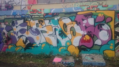 Graffiti Wall in Dresden - Photo by cheesy - erase