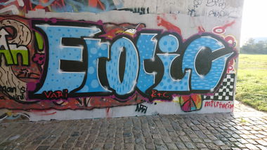 Graffiti Wall in Dresden - Photo by cheesy - Erotic
