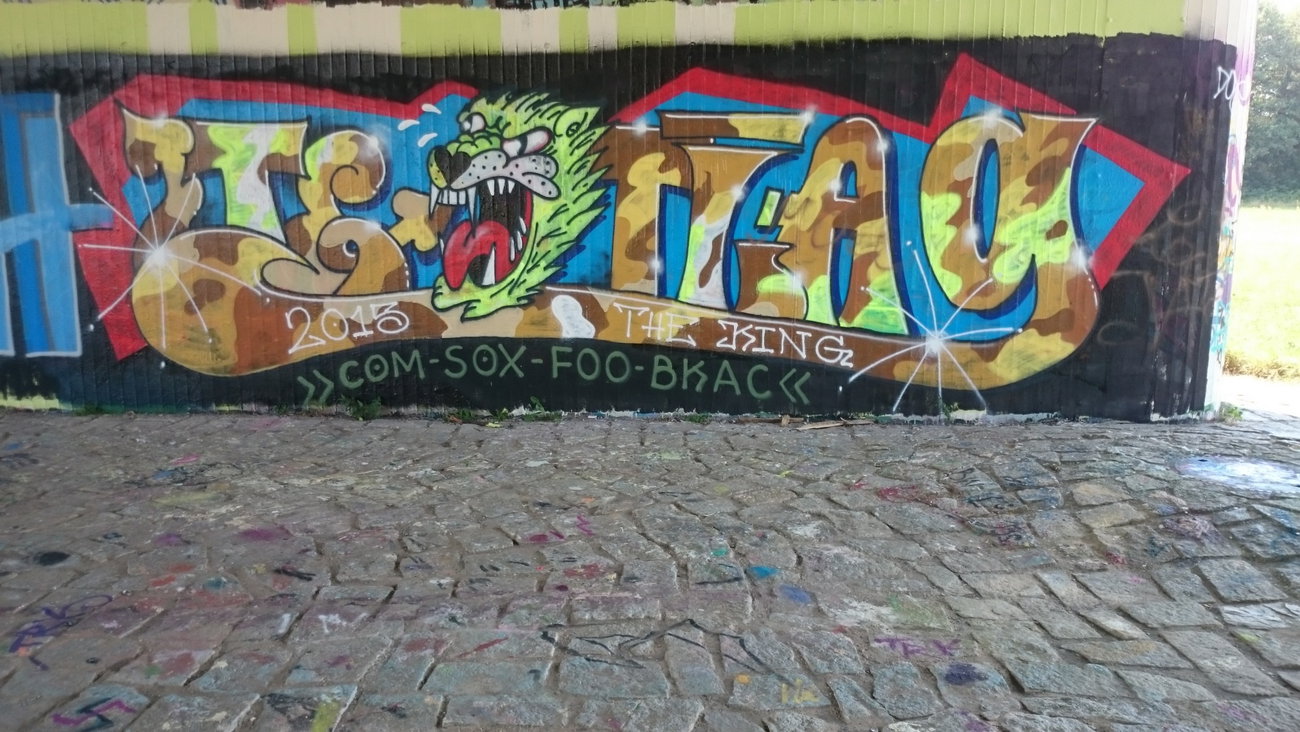 Graffiti Wall in Dresden - Photo by cheesy - Jetlag