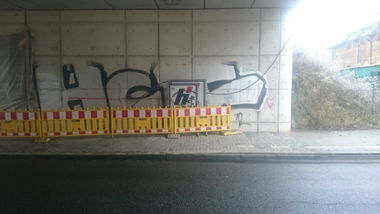 Graffiti Bombing in Dresden - Photo by cheesy - hcf