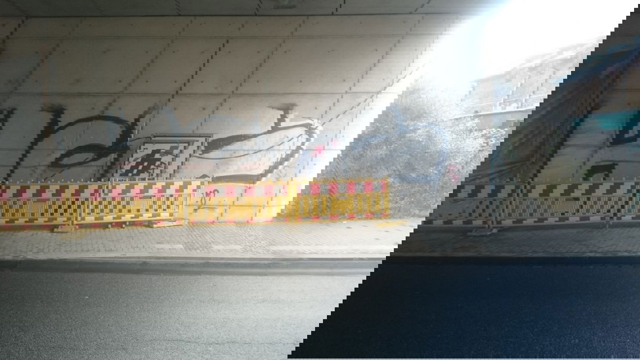 Graffiti Bombing in Dresden - Photo by cheesy - hcf