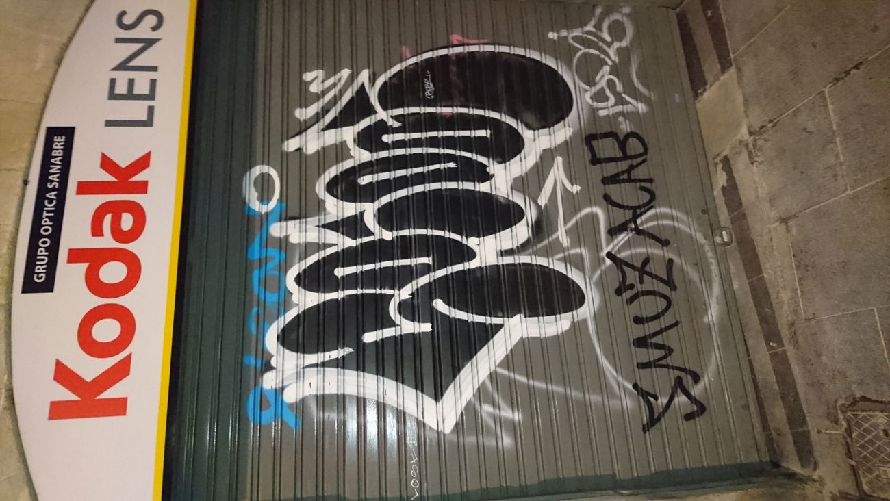 Graffiti Wall in Barcelona - Photo by cheesy - Socool