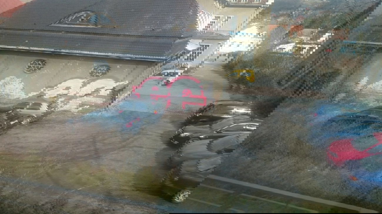 Graffiti Bombing in Dresden - Photo by cheesy - ef