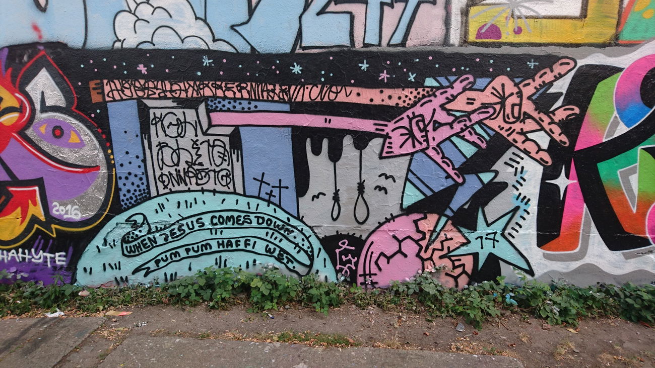 Graffiti Wall in Dresden - Photo by cheesy