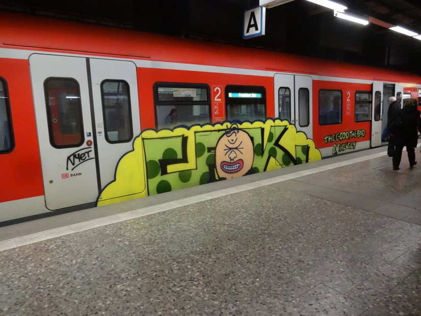 Graffiti Train - Photo by chef - cpuk