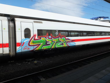 Graffiti Train - Photo by chef - 1312