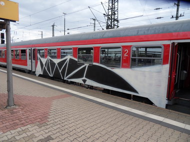 Graffiti Train - Photo by chef - konsum