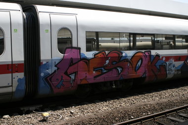 Graffiti Train - Photo by chef - gesok