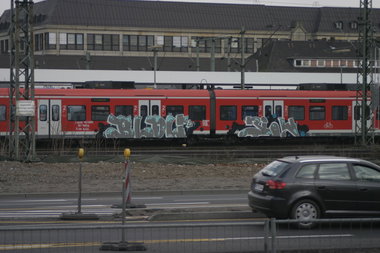 Graffiti Train - Photo by chef - blow