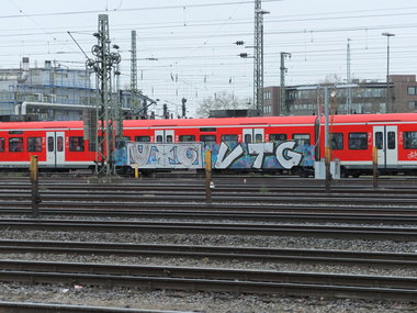 Graffiti Train - Photo by chef - vtg