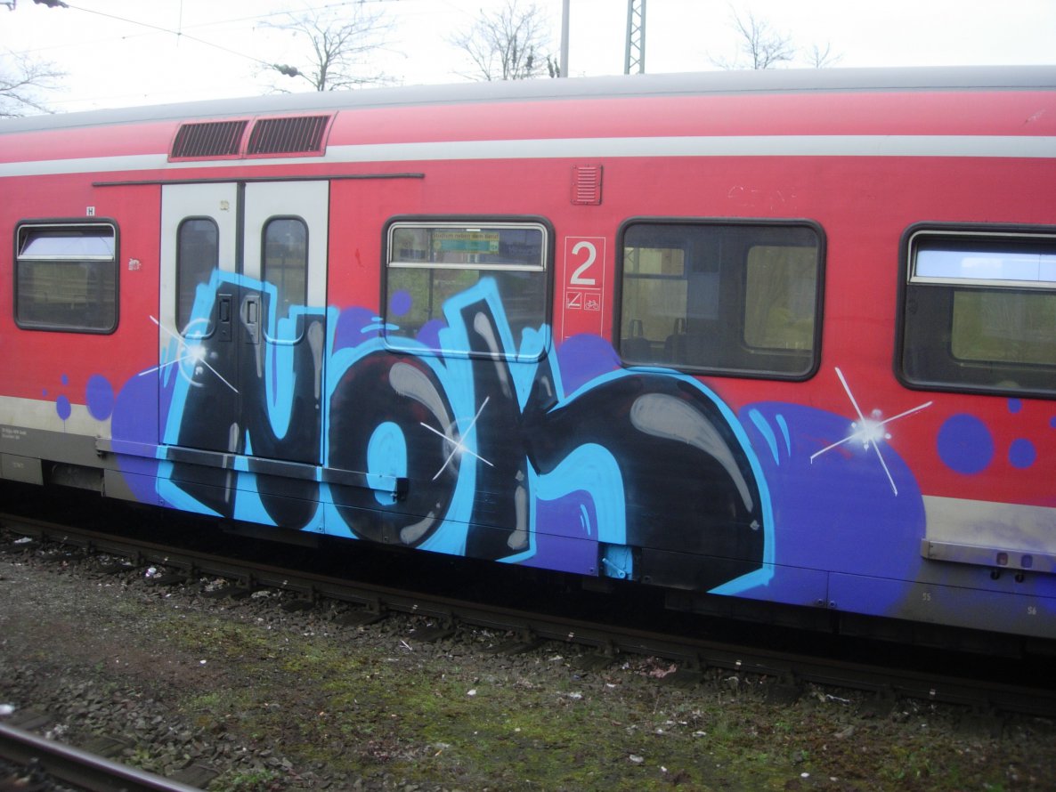 Graffiti Train - Photo by chef - nok
