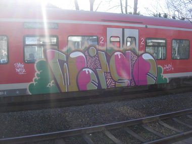Graffiti Train - Photo by chef - weise