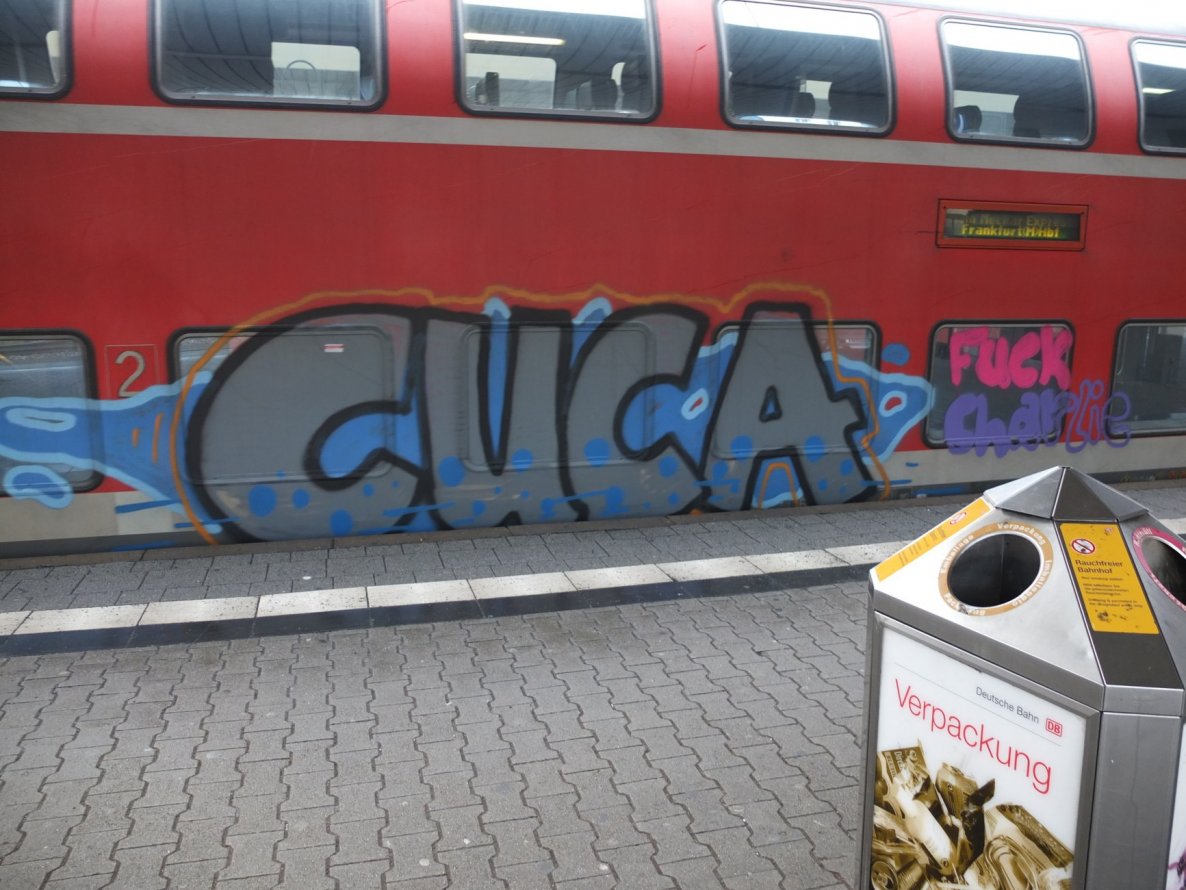 Graffiti Train - Photo by chef - cuca