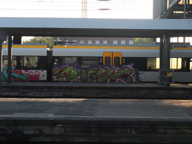 Graffiti Train - Photo by chef - sino