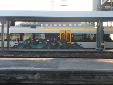 Graffiti Train - Photo by chef - rois