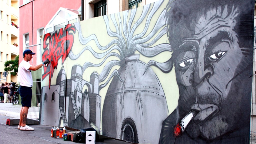 Graffiti Artwork - Photo by cherryjoint