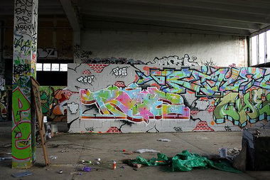 Graffiti Wall - Photo by cherryjoint
