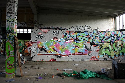 Graffiti Wall - Photo by cherryjoint