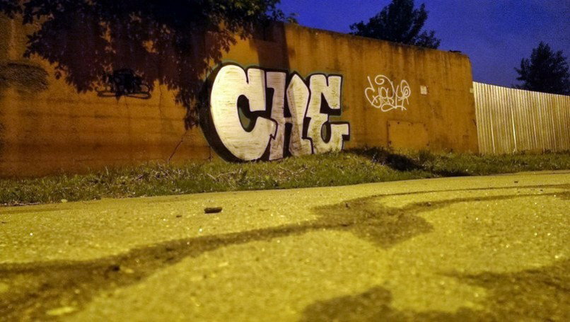 Graffiti Bombing - Photo by cherti - cherti