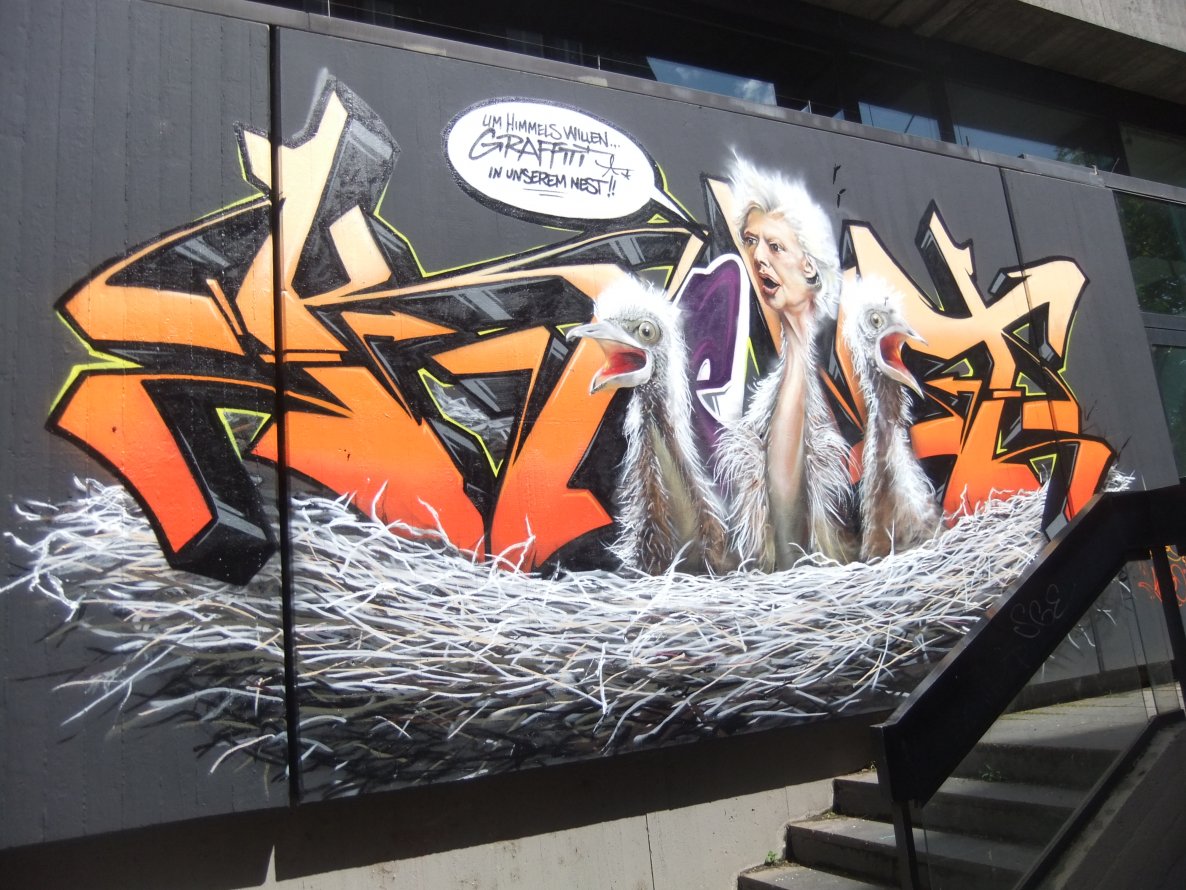 Graffiti Wall in Frankfurt - Photo by chewbacca - Kent (2011)