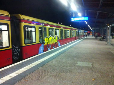 Graffiti Train in Berlin - Photo by chewbacca - Ms (2013)
