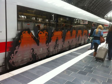 Graffiti Train - Photo by chewbacca - Nomor, 180