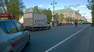 Graffiti Bombing - Photo by chunkey - babylon, shall, fall (2015)