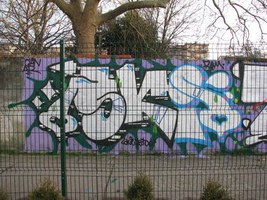 Graffiti Wall - Photo by ciamciaramciam