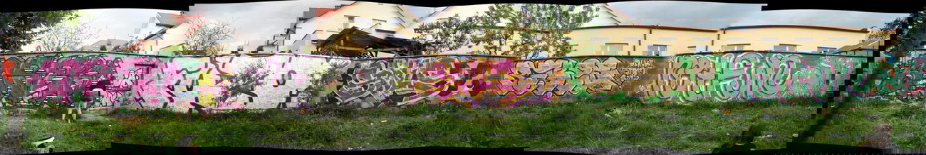 Graffiti Wall - Photo by ciastka - kasen, fuzo, saks