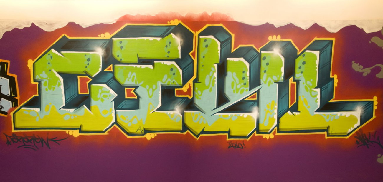 Graffiti Wall in Torun - Photo by ciklone - cikl (2010)