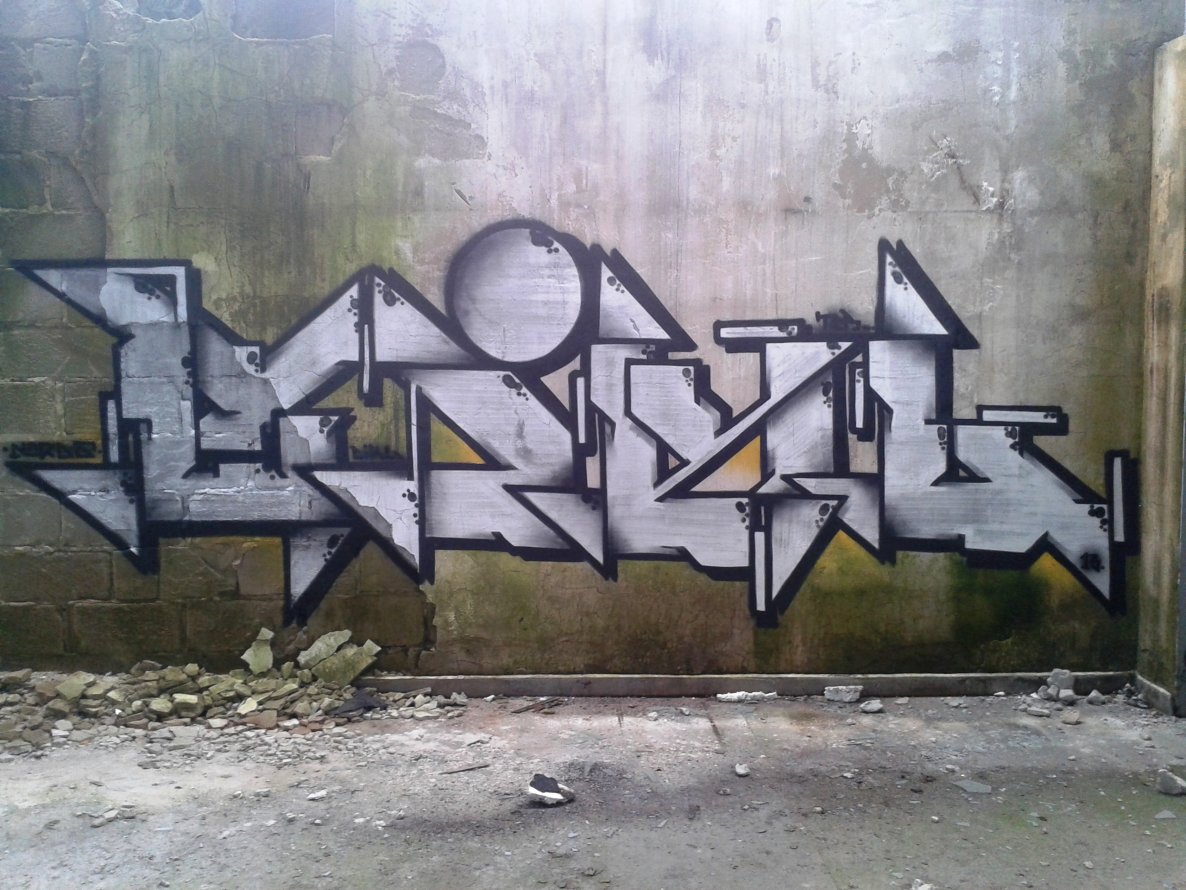 Graffiti Wall in Torun - Photo by ciklone (2013)