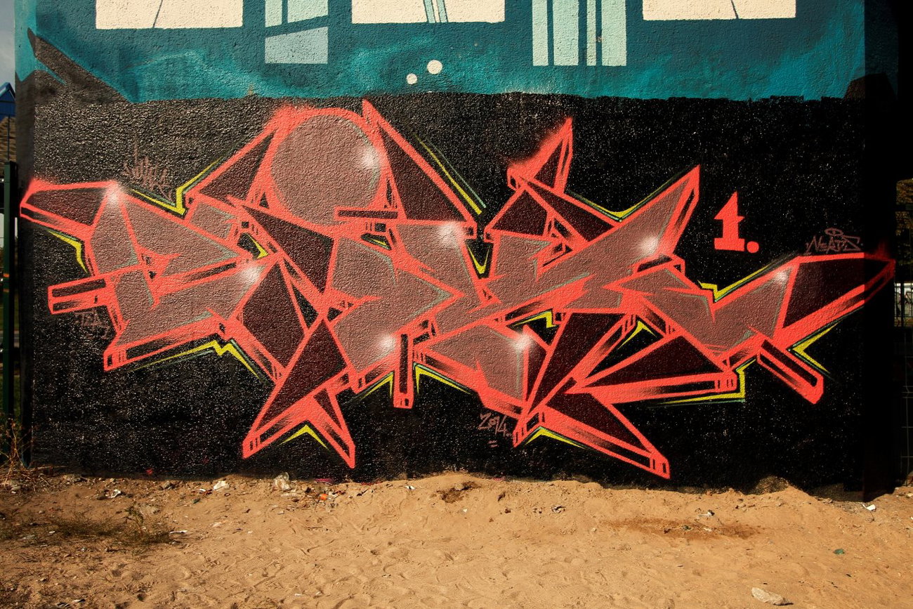 Graffiti Wall in Torun - Photo by ciklone - cikl, nerds, tcr (2014)