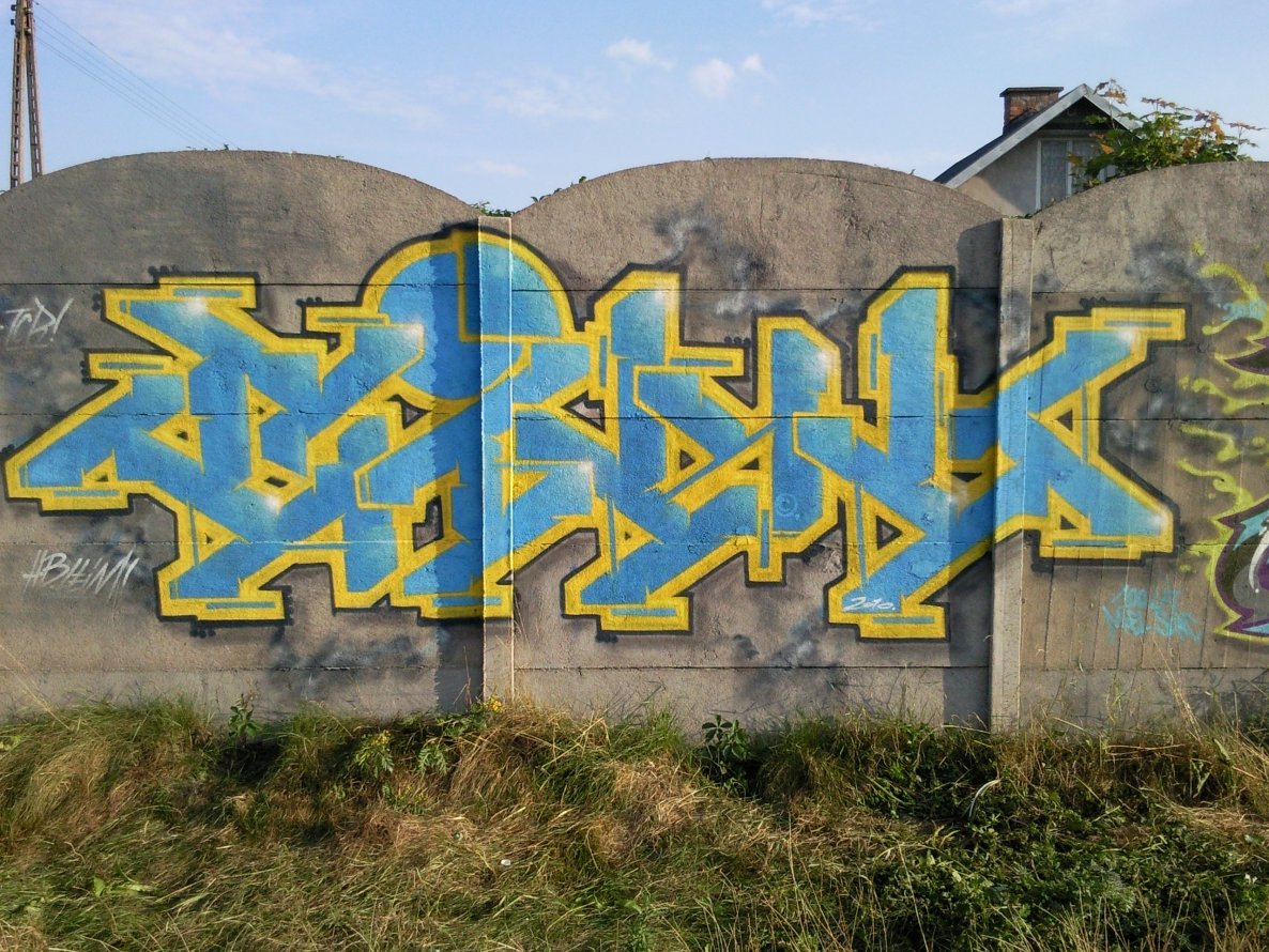 Graffiti Wall in Torun - Photo by ciklone - cikl, tcr, nerds (2010)
