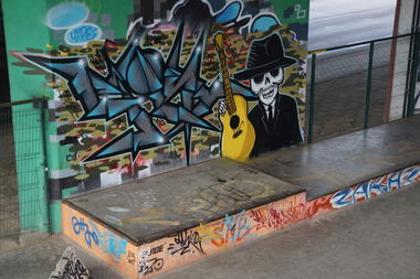 Graffiti Wall in Toru - Photo by ciklone - cikl1, nerds, tcr (2015)