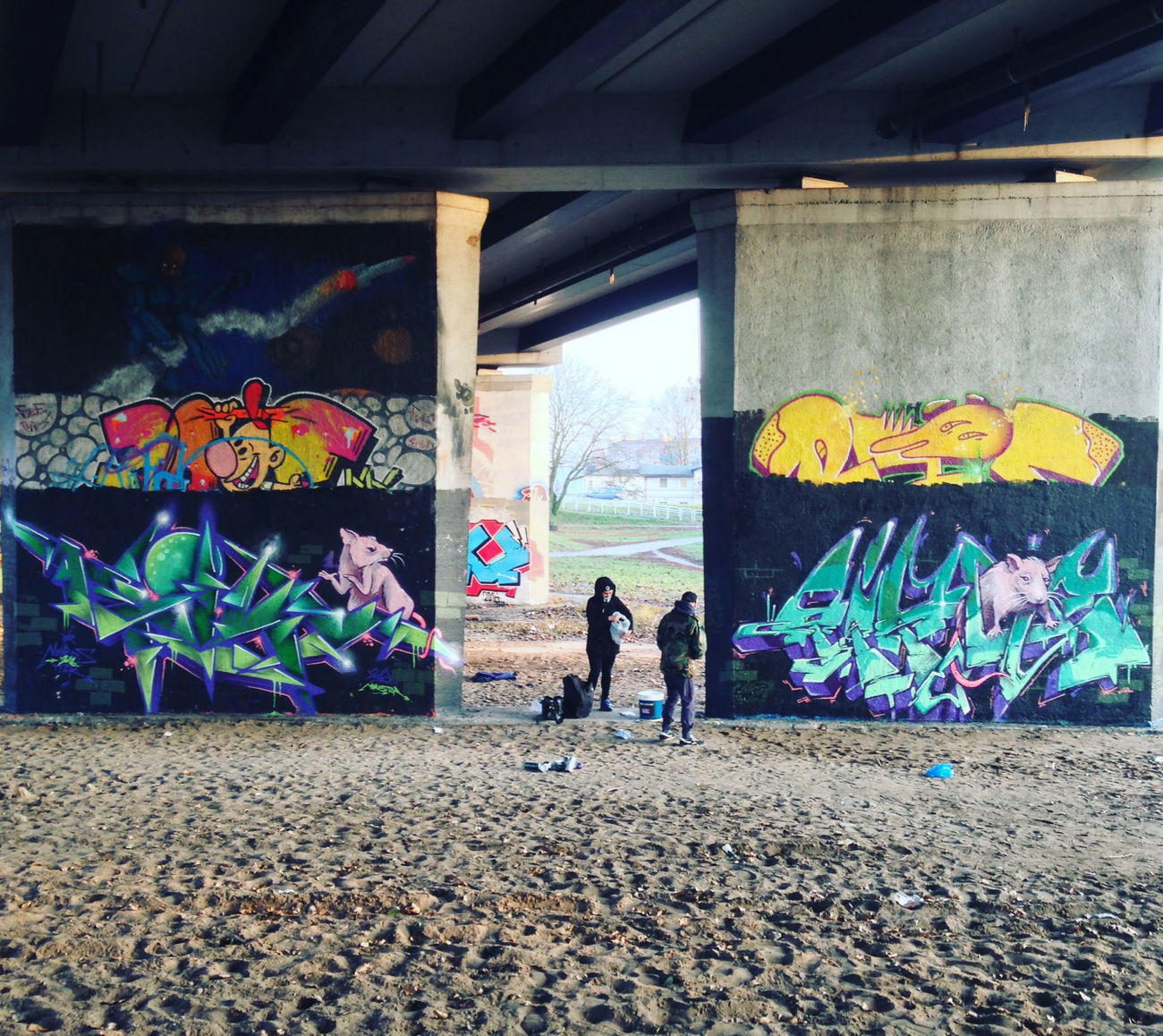 Graffiti Wall in Toruń - Photo by ciklone - cikl1, rose, titos (2016)