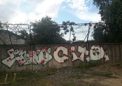 Graffiti Wall - Photo by citovebzr