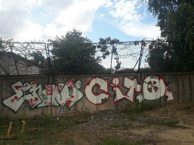 Graffiti Wall - Photo by citovebzr