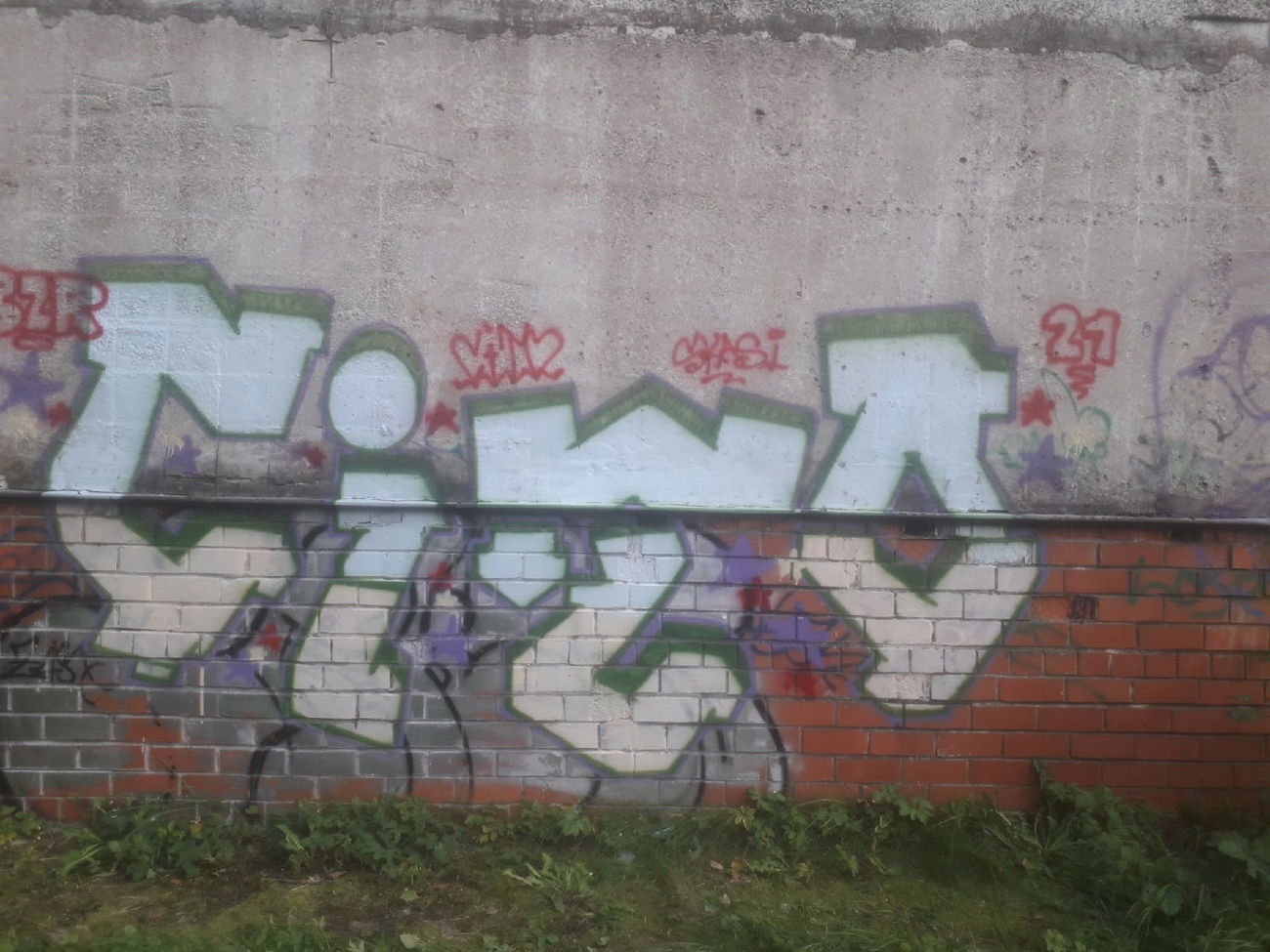 Graffiti Wall - Photo by citovebzr