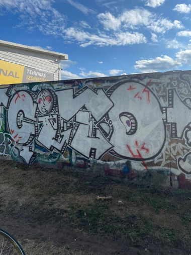 Graffiti Wall - Photo by citovebzr