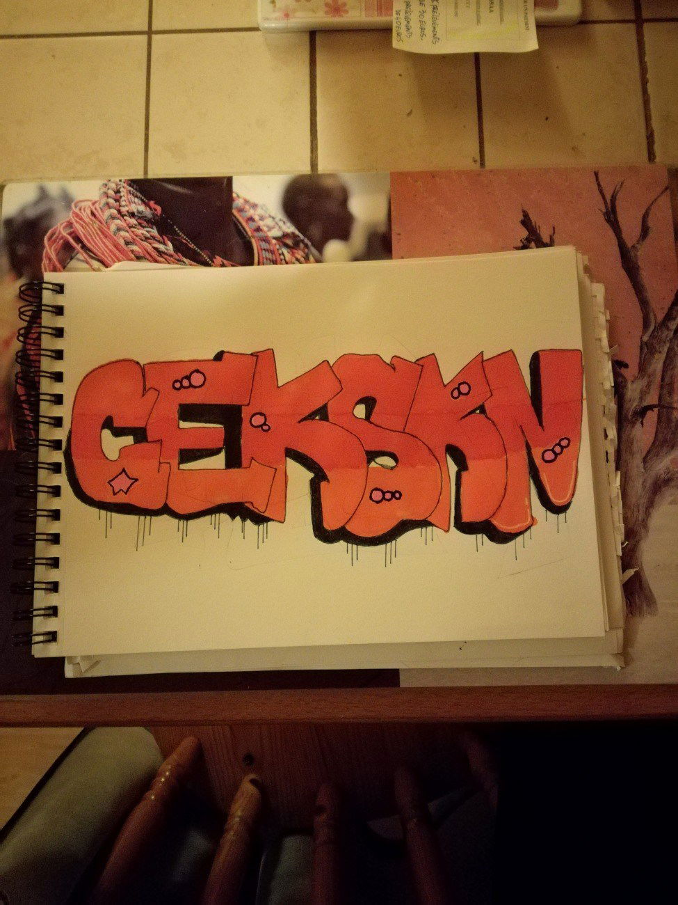 Graffiti Sketch in France - Photo by cker79 (2014)