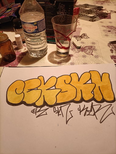Graffiti Sketch - Photo by cker79