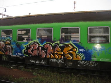 Graffiti Train - Photo by clarkey