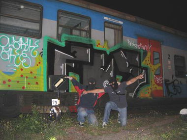 Graffiti Train - Photo by clarkey
